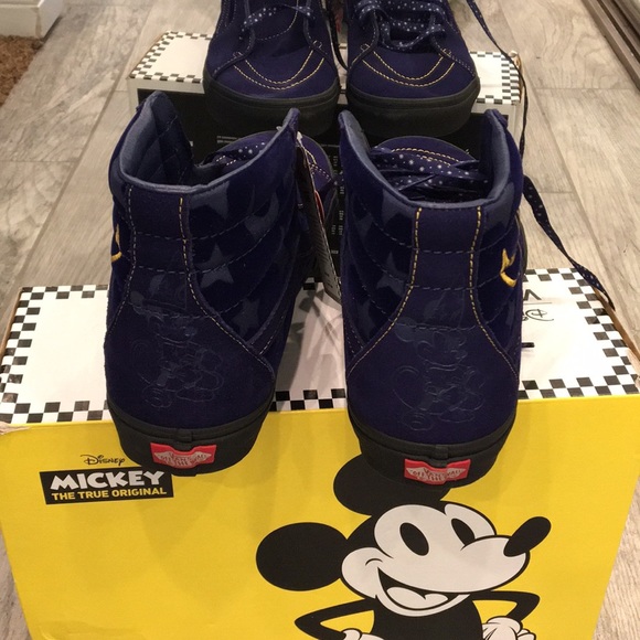 Vans Disney Limited Edition Mickey Sorcerer Shoes - Picture 5 of 5